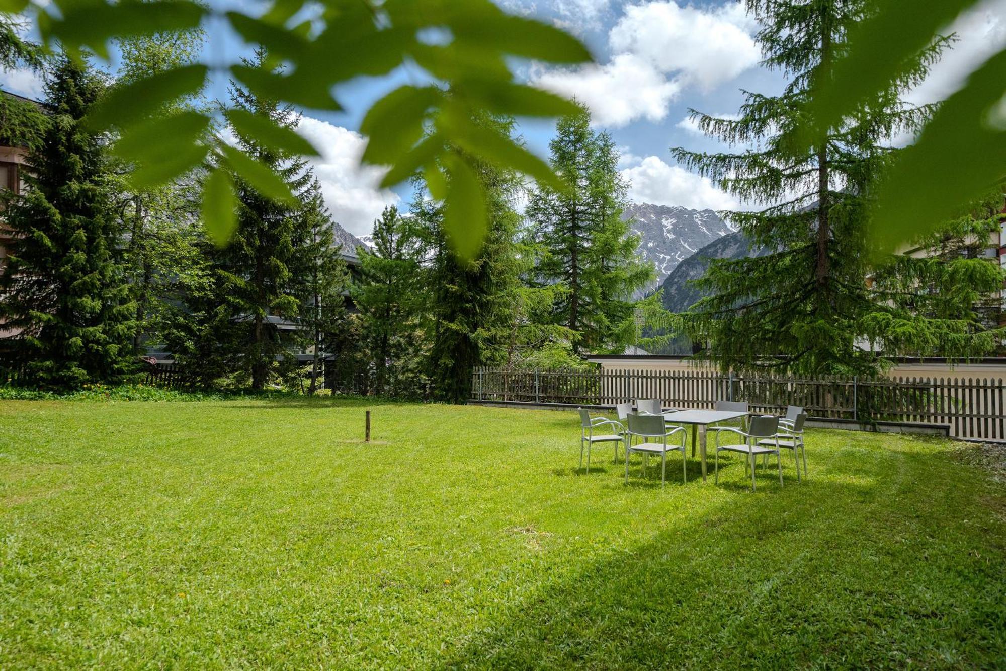 Haus Padrun 6 By Arosa Vacations Apartment Exterior photo
